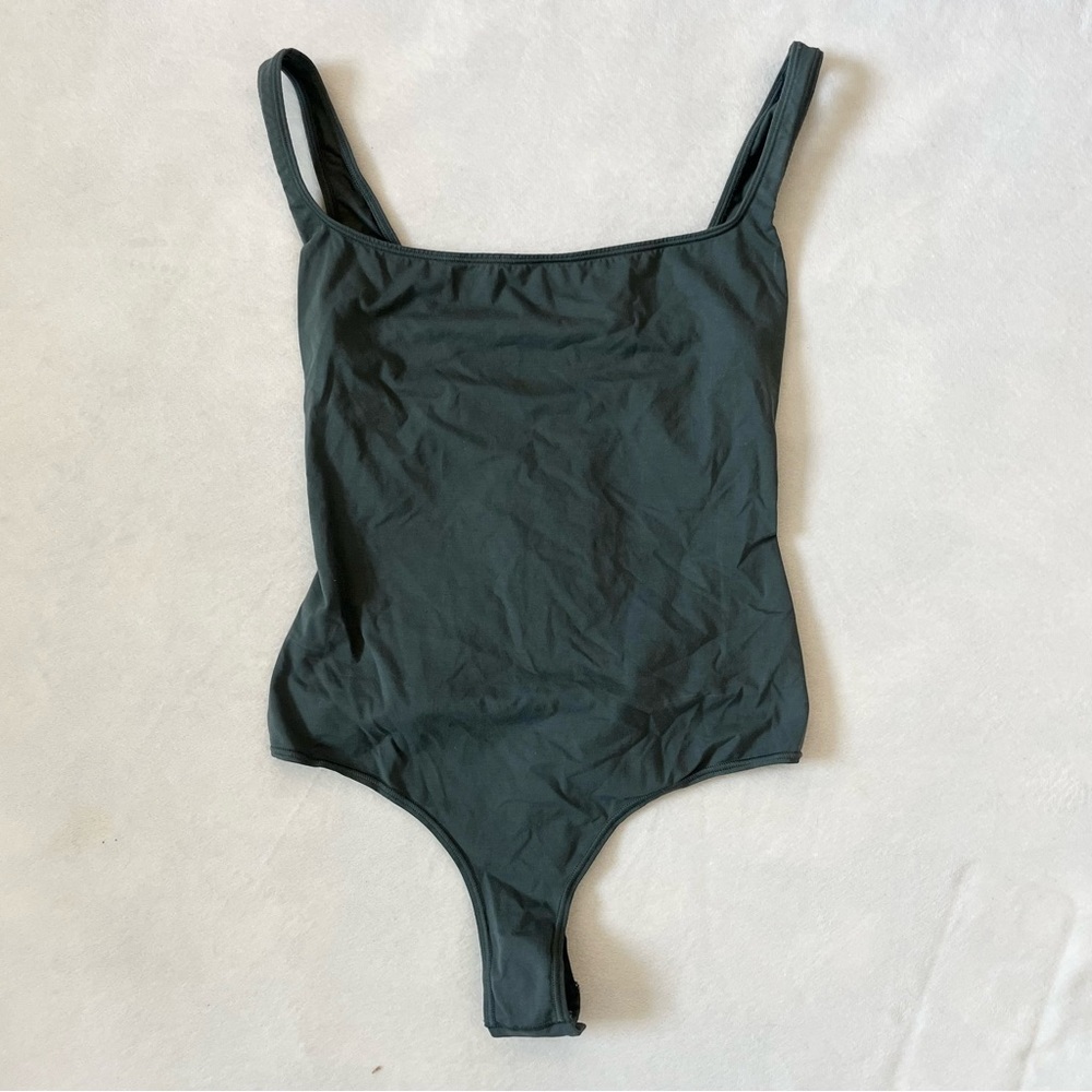 Skims Squareneck Bodysuit